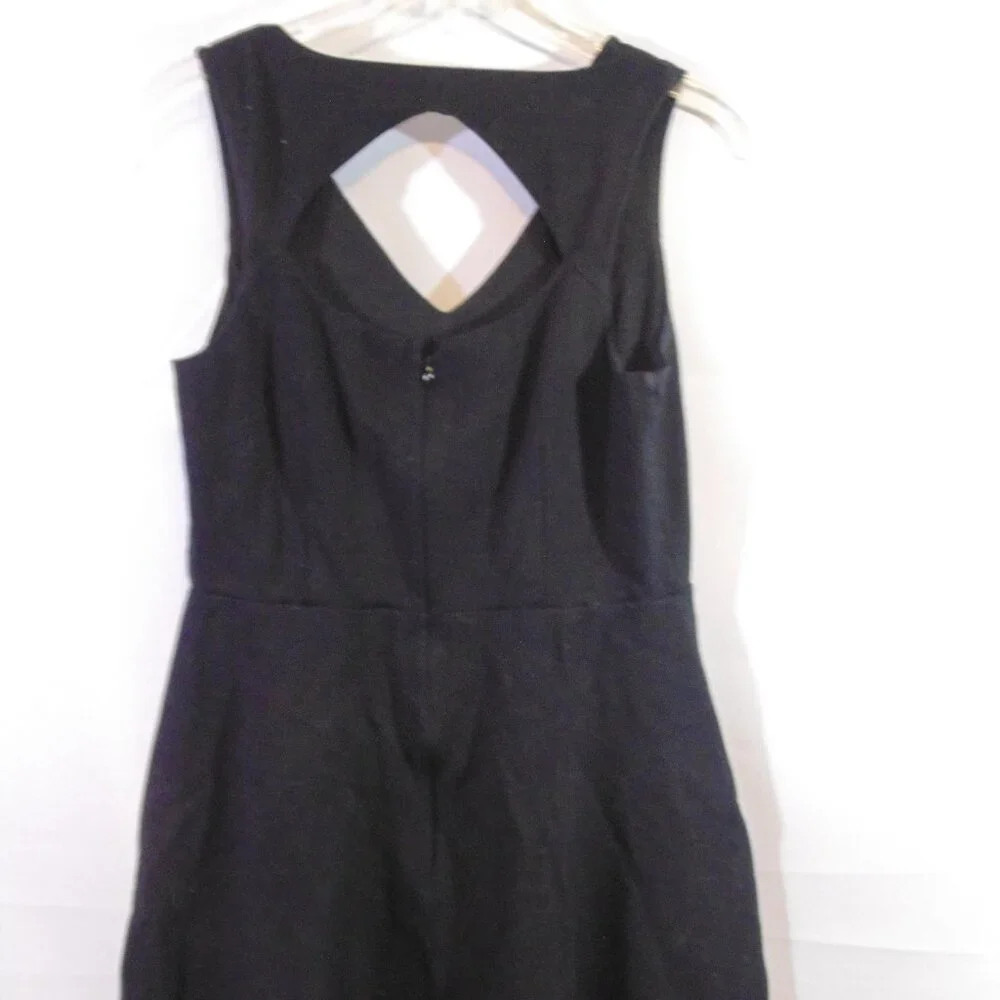 Loft Fit & Flare Dress Black v-neck Keyhole back size Small Petite - Picture 3 of 5